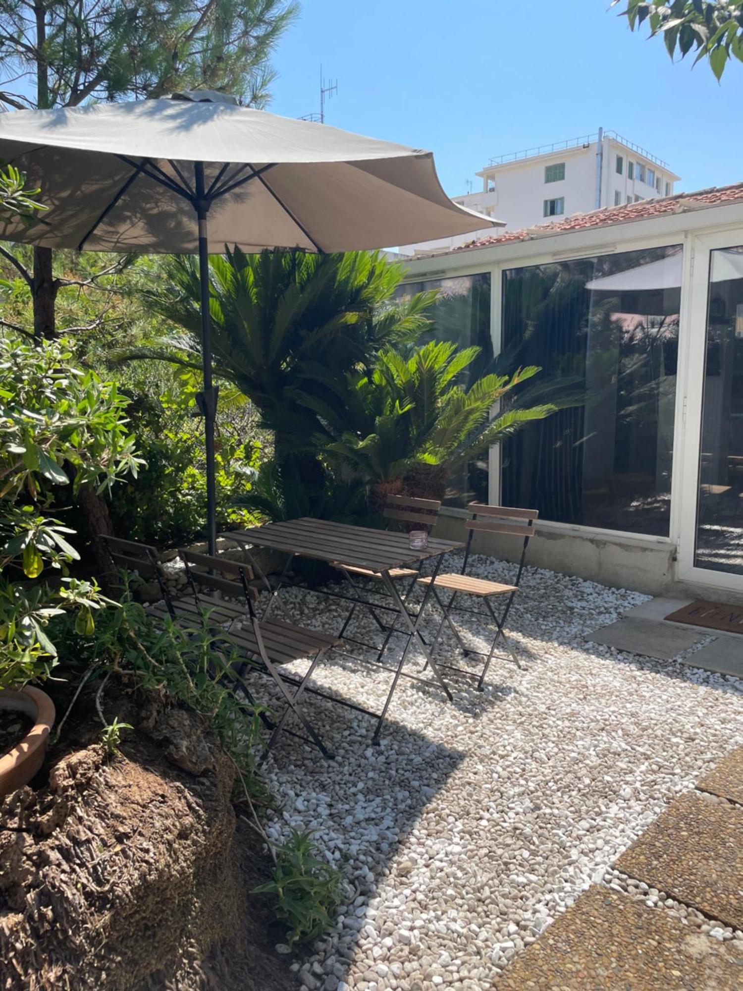 Ferienwohnung Cozy House With Parking And Garden Nizza Exterior foto